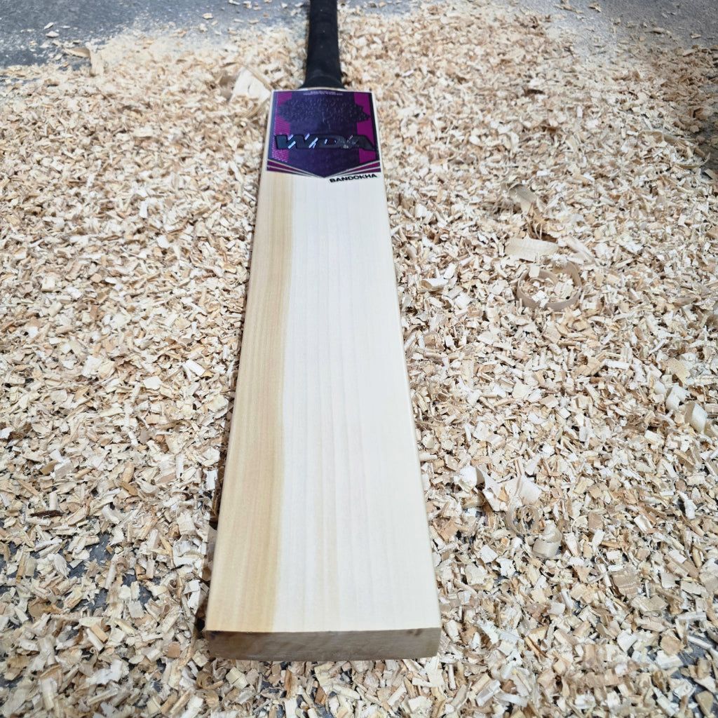 WDA Willow Bandookha Cricket Bat SH - 2lb 11oz, 13 Grains, 39mm Edges, 30mm Semi Round Toe, 106mm Width Semi Oval Handle