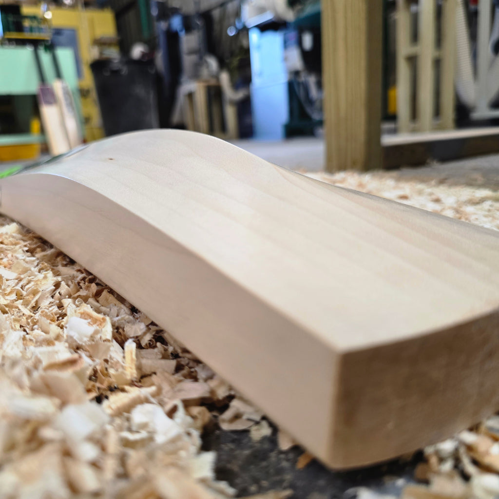 WDA Willow Toap Cricket Bat SH - 2lb 10oz (1214g), 9 Grains, 39mm Edges, 30mm Semi Round Toe, 106mm Width, Semi Oval Handle