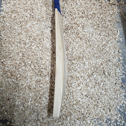 WDA Chaas Cricket Bat SH – 2lb 10oz (1195g), 17 Grains, 34mm Edges, 28mm flat Toe, 106mm width, Round handle