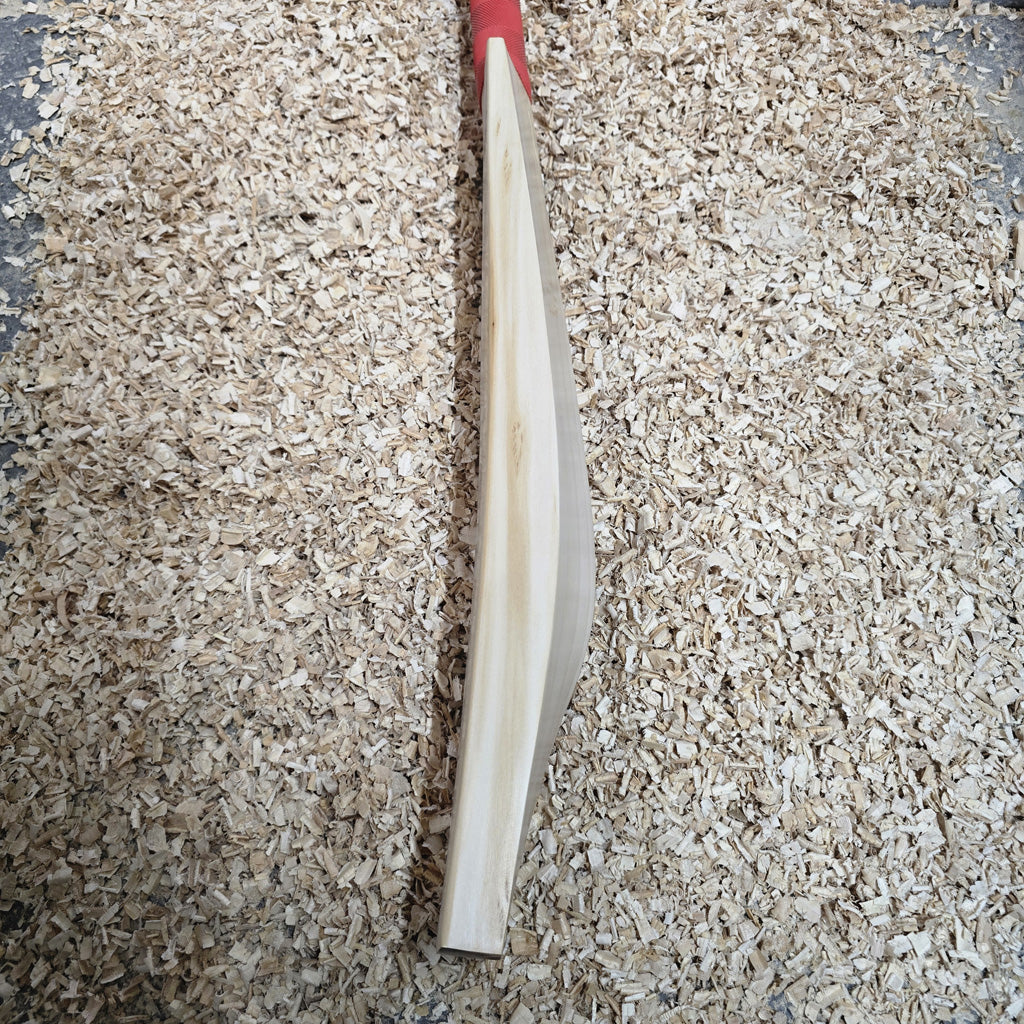 WDA Willow Bandookha Cricket Bat SH – 2lb 11oz (1235g), 10 Grains, 38mm Edges, 29mm (flat), 107mm Width, Round Handle