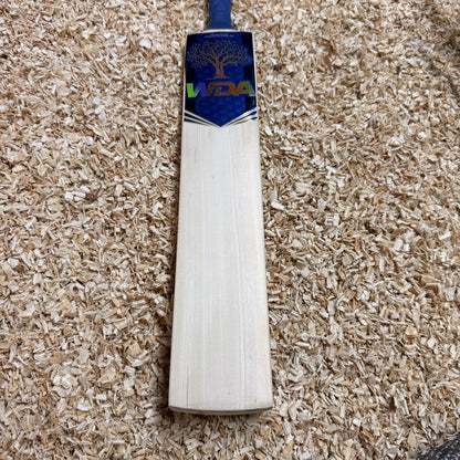 WDA Willow size 4 cricket bat