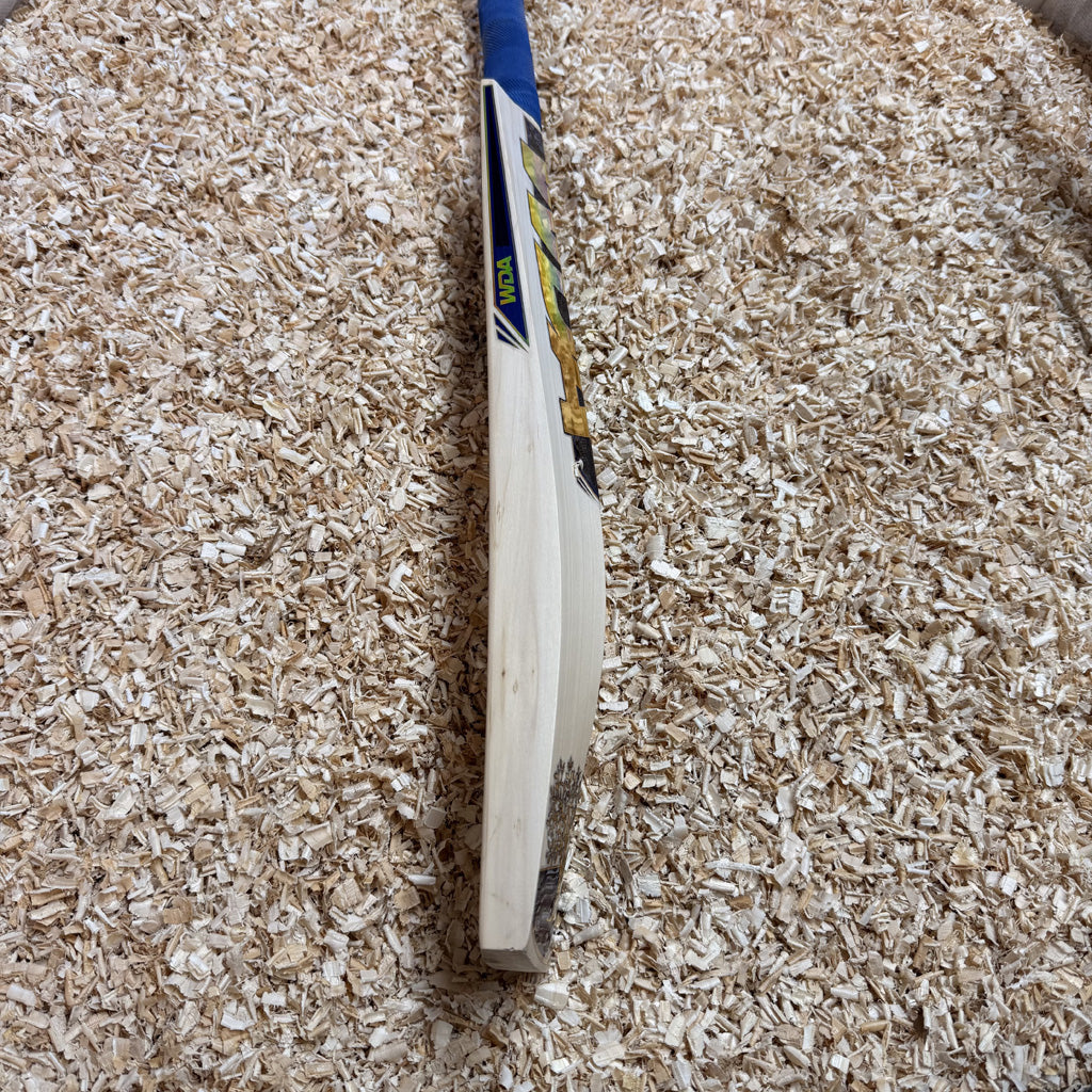 WDA Willow size 4 cricket bat